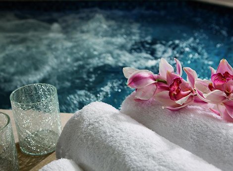 Hotel Fairmont Clock Tower