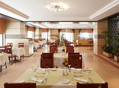 Hotel Grand Mercure Majlis